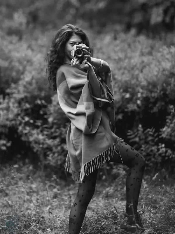 Georgiana dancer and photographer No Filters Stories — Welcome post